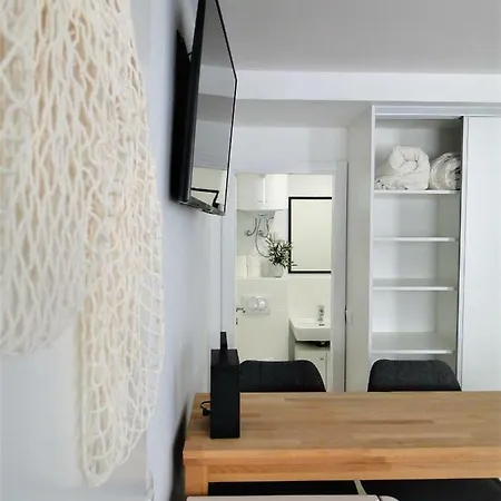 Apartma Na Terasi アパート イゾラ
