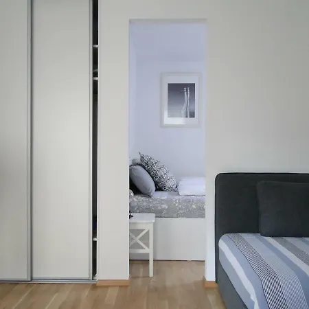 Apartma Na Terasi * イゾラ